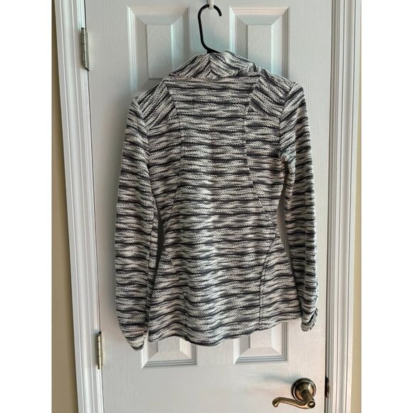 Anthropologie Saturday Sunday Sweater Wrap Style - Picture 3 of 3